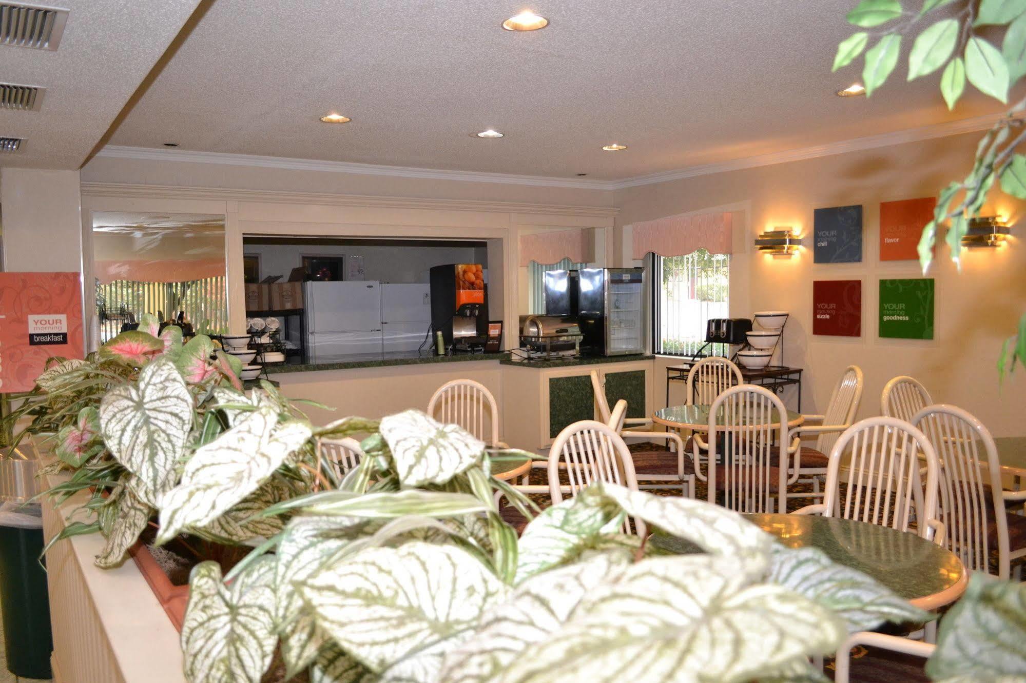 Motel Fairview &